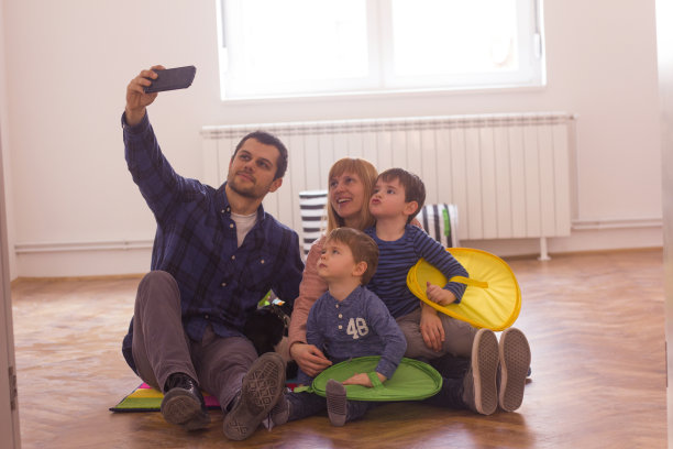 最珍贵的家庭时光图片下载