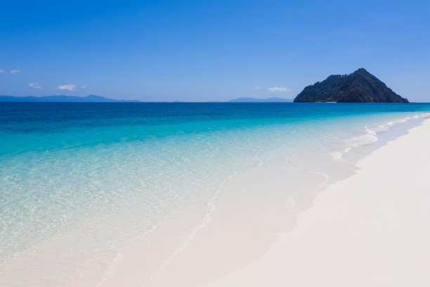 缅甸NyaungOoPhee岛的海滩图片下载