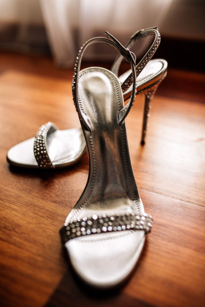 婚礼鞋图片下载