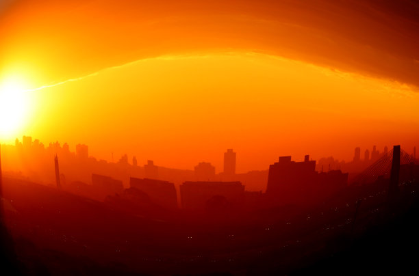 城市的日出图片下载