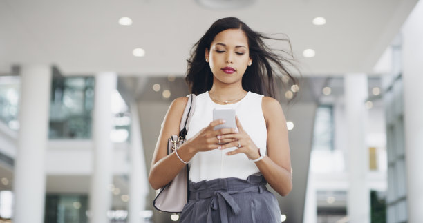 通过短信保持联系图片下载