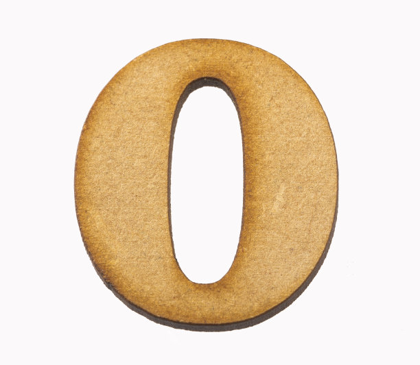 0，在白色背景上分离的木头的数量图片下载