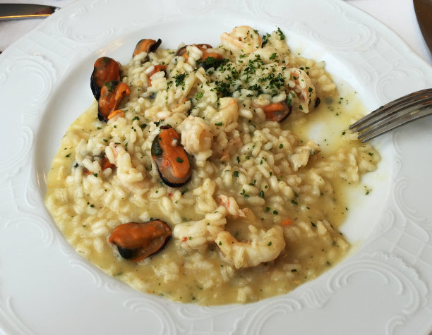 意大利海鲜调味饭图片下载