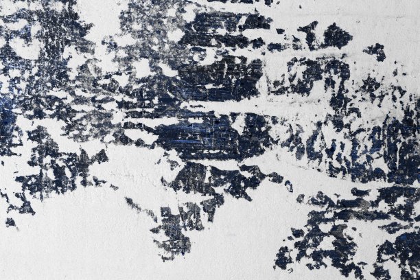 蓝色巨大粗糙的裂缝上的油漆材质纹理-相当抽象的照片背景图片下载