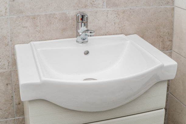 浴室里水槽的照片图片下载