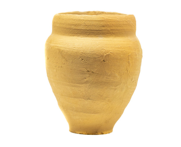 孤立的陶罐在白色背景上很少图片下载