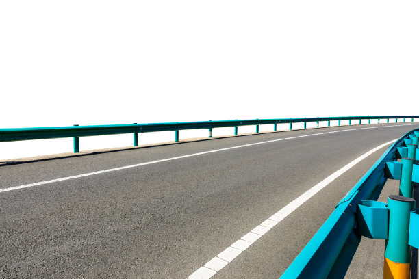 白色背景上的干净沥青公路图片下载