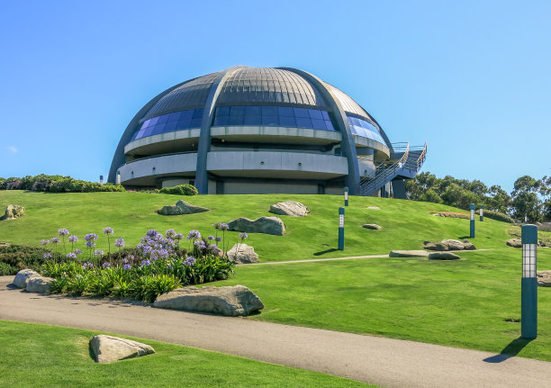 西班牙拉科鲁那蒙特圣佩德罗公园天文台图片下载