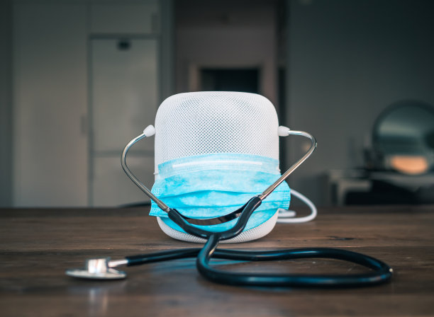 智能音箱，电子健康理念。使用人工智能在线医生。图片下载