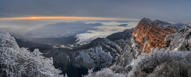 峨眉山日出图片下载