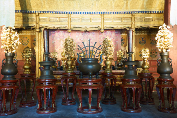 紫禁城中的花瓶图片下载