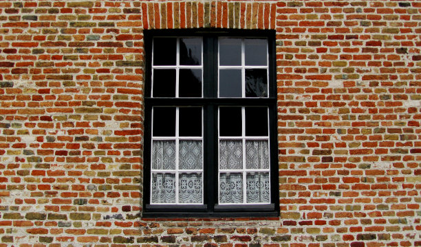 黑色的窗口图片下载