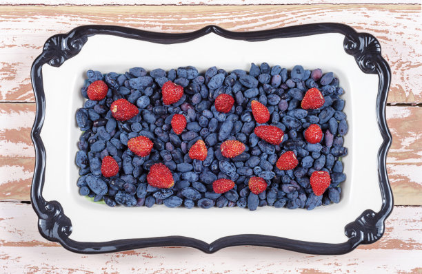 金银花草莓顶部特写图片下载