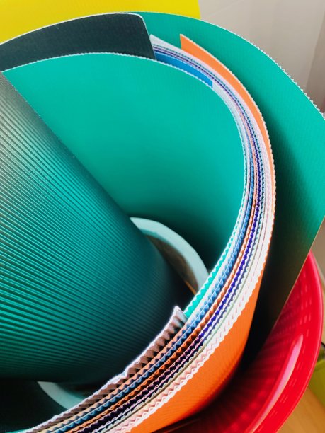 近距离彩色包装纸图片下载