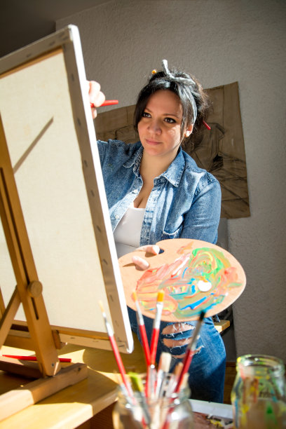 女画家图片下载