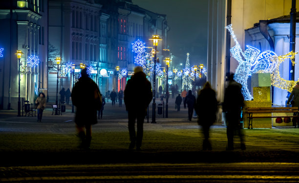 卢布林晚上，市中心图片下载