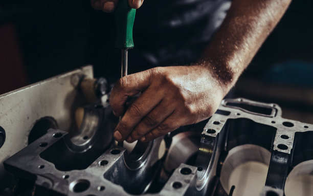 汽车发动机维修图片下载