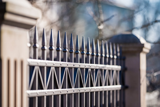 新的金属栅栏图片下载