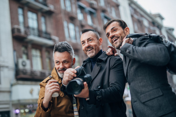 现代绅士市中心图片下载