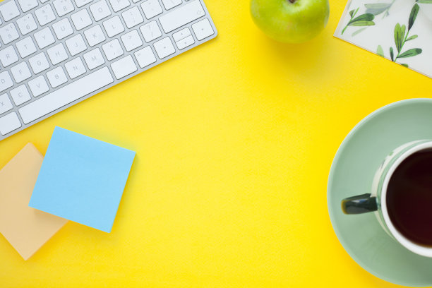 办公室桌子/学生工作场所图片下载