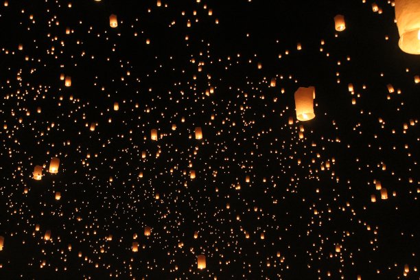 元宵节-美丽的灯笼图片下载