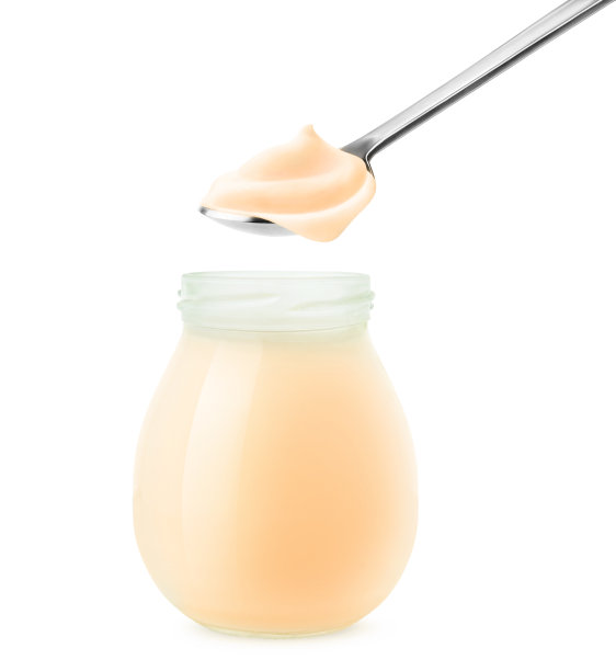 收集孤立的酸奶罐图片下载