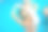 在炎热的夏天，快乐的年轻妈妈和她的孩子在游泳池里玩。孩子们在家庭度假时学习游泳。妈妈和孩子在水里玩。图片下载