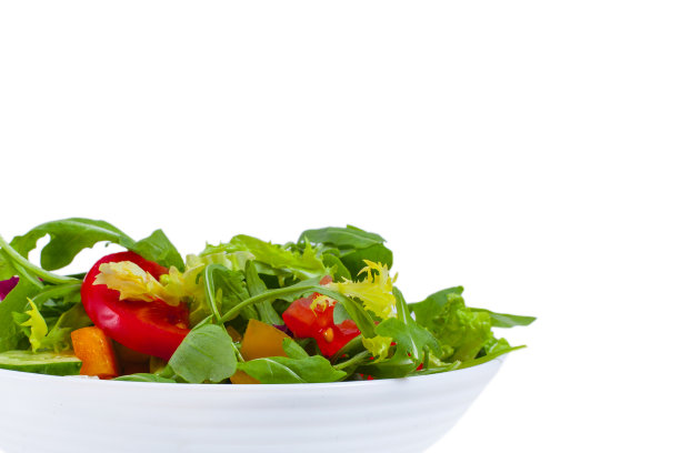 新鲜健康的蔬菜沙拉孤立在白色的背景图片下载