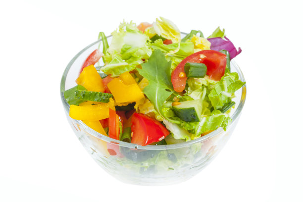 新鲜健康的蔬菜沙拉孤立在白色的背景图片下载