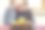 老女人和她爱的人一起庆祝她的87岁生日图片下载