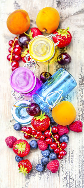 浆果和罐子图片下载