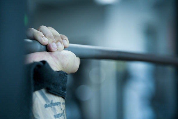 努力的训练图片下载