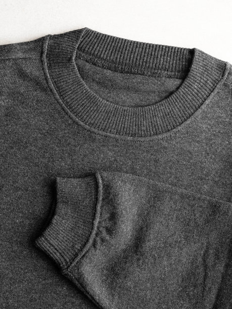 灰色运动衫,衣领,服装的细节图片下载