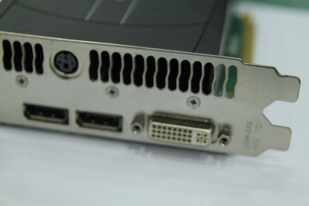 电脑游戏VGA卡和dvi VGA hdmi显示端口图片下载