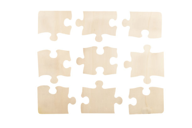 一块块的木制拼图孤立在白色上图片下载