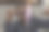 近宏玻璃吹风机工作与火焰上的手工葡萄酒杯从珍贵的水晶在一个车间。手工概念，高品质，工匠，土耳其伊斯坦布尔制造，玻璃吹制。图片下载