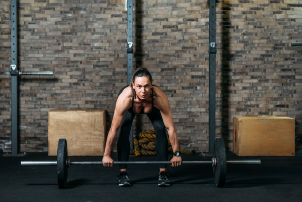 女性举重运动员图片下载