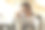 在办公室工作的女商人图片下载