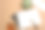 办公室书桌桌子笔记本键盘笔记本茶杯和玻璃杯模拟模板。前视图。——图片图片下载