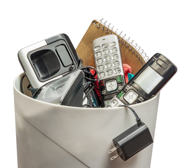 垃圾里的固定电话图片下载