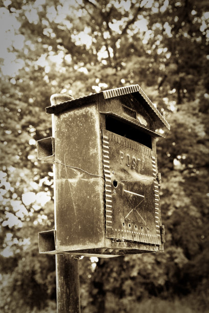 旧邮箱金属箱图片下载