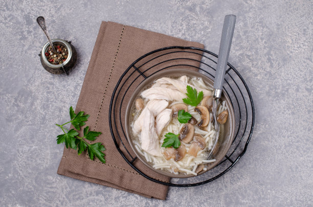 面条浓汤图片下载