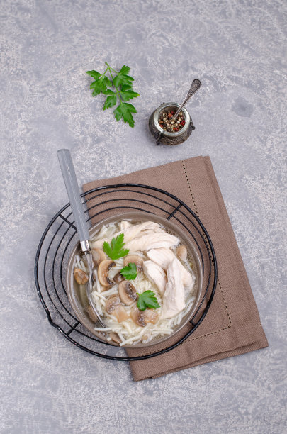 面条浓汤图片下载