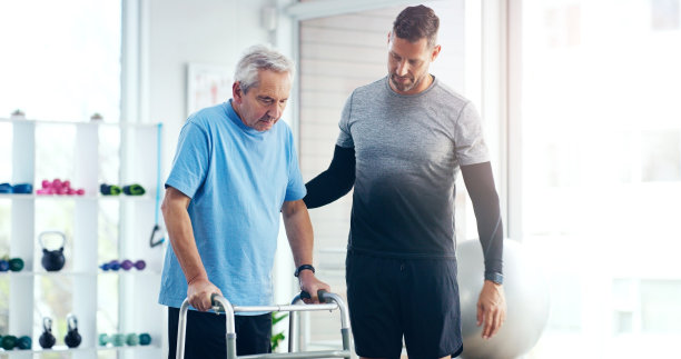 陪伴在他的身边图片下载