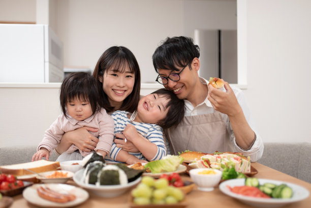 餐厅全家福图片下载