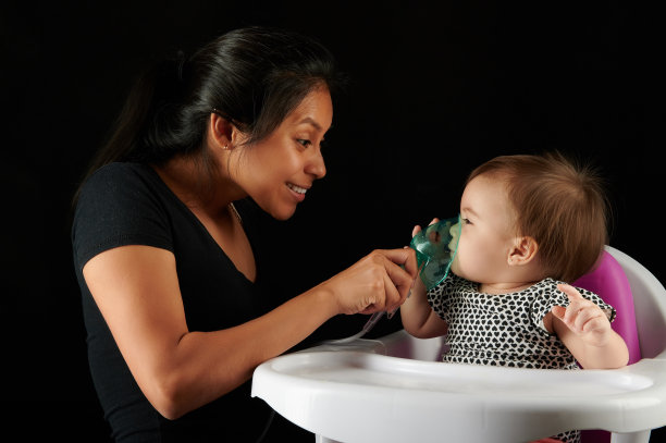 小女孩治疗图片下载