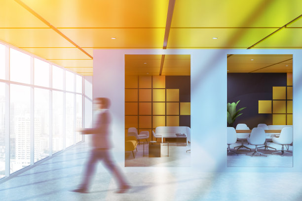 黑黄相间的会议室附近有个人图片下载