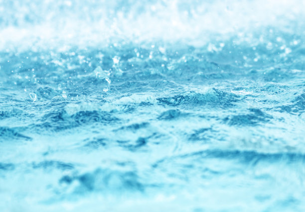 模糊的水，晶莹的散景图片下载