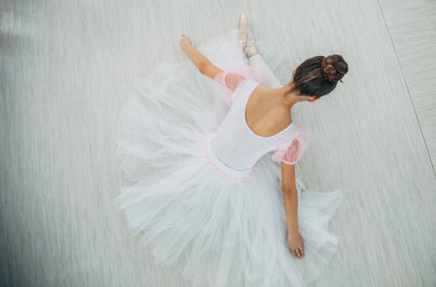 芭蕾舞女演员图片下载