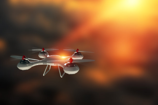 白色四轴飞行器航拍，留白天空背景。科技、机器人、电脑概念。3D渲染，混合媒体。图片下载